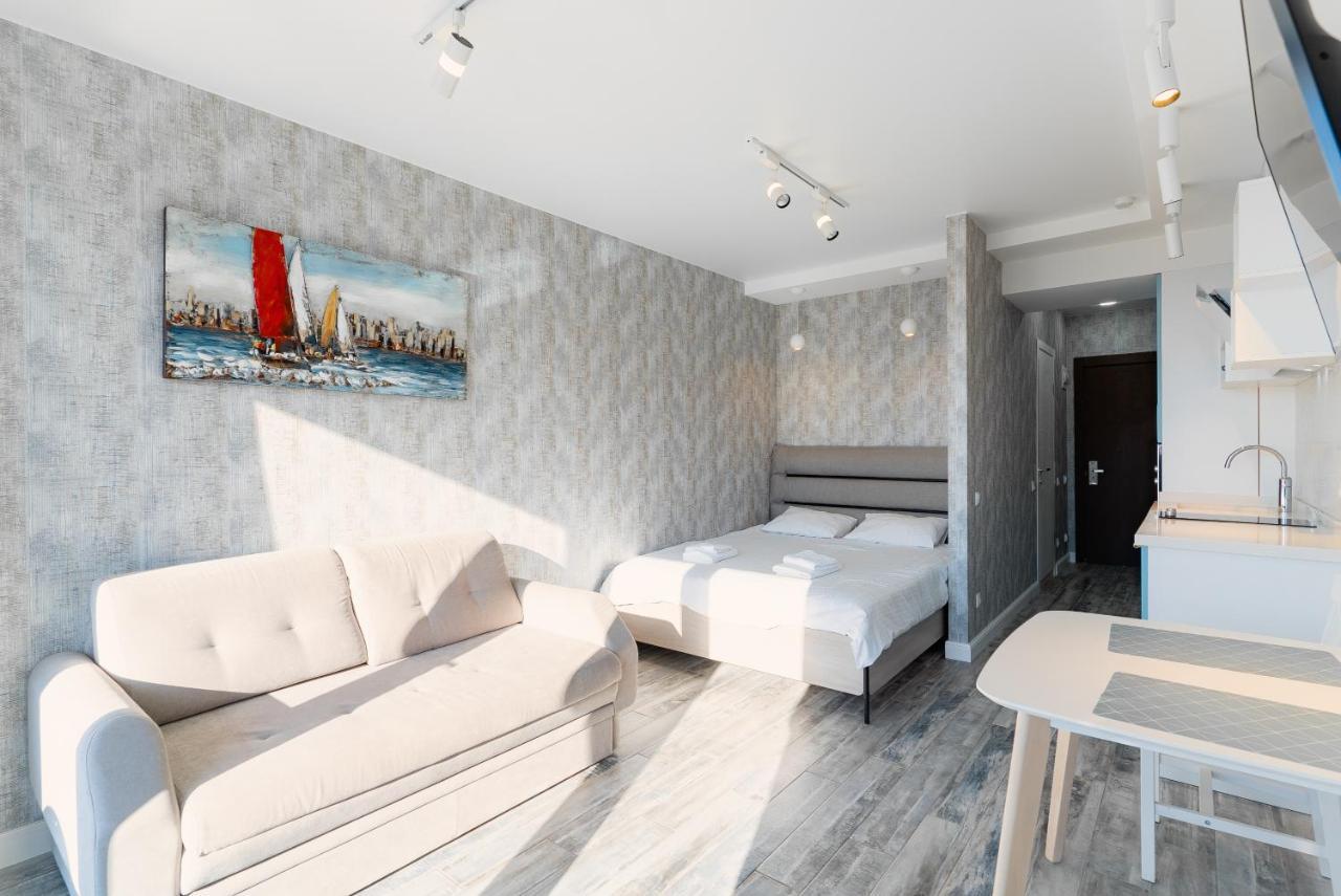Your Beach Tower Batumi Esterno foto